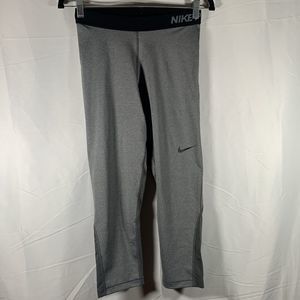 Nike Pro Dri-Fit Grey Cropped Athletic Leggings